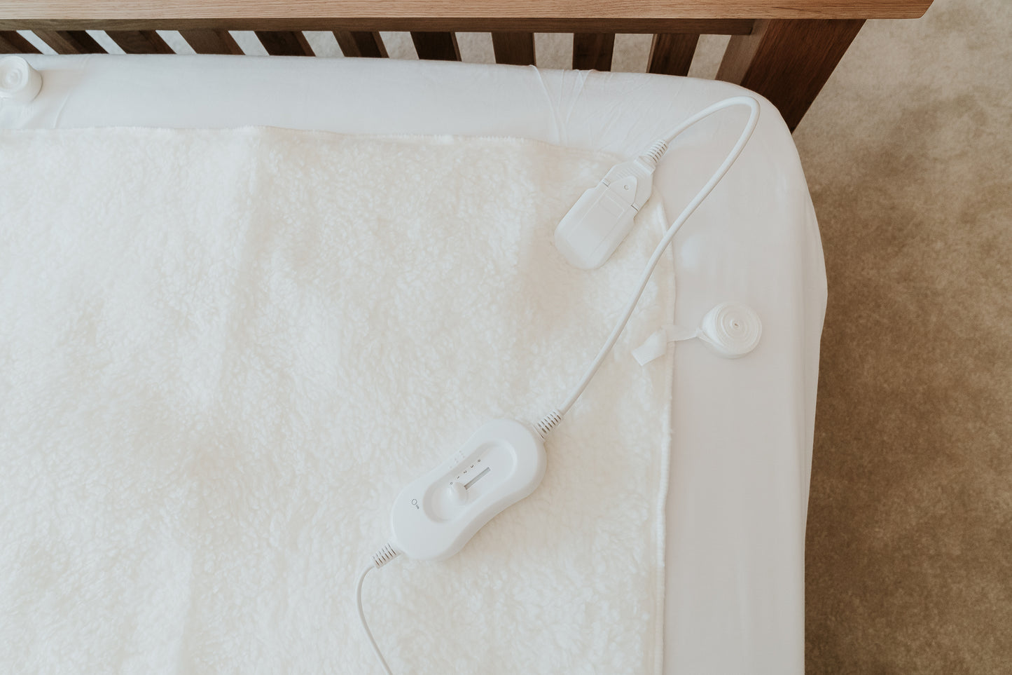 Schallen Soft Fleece Comfort Electric Heated Bed Sheet Blanket with Remote Control & 3 Heat Settings